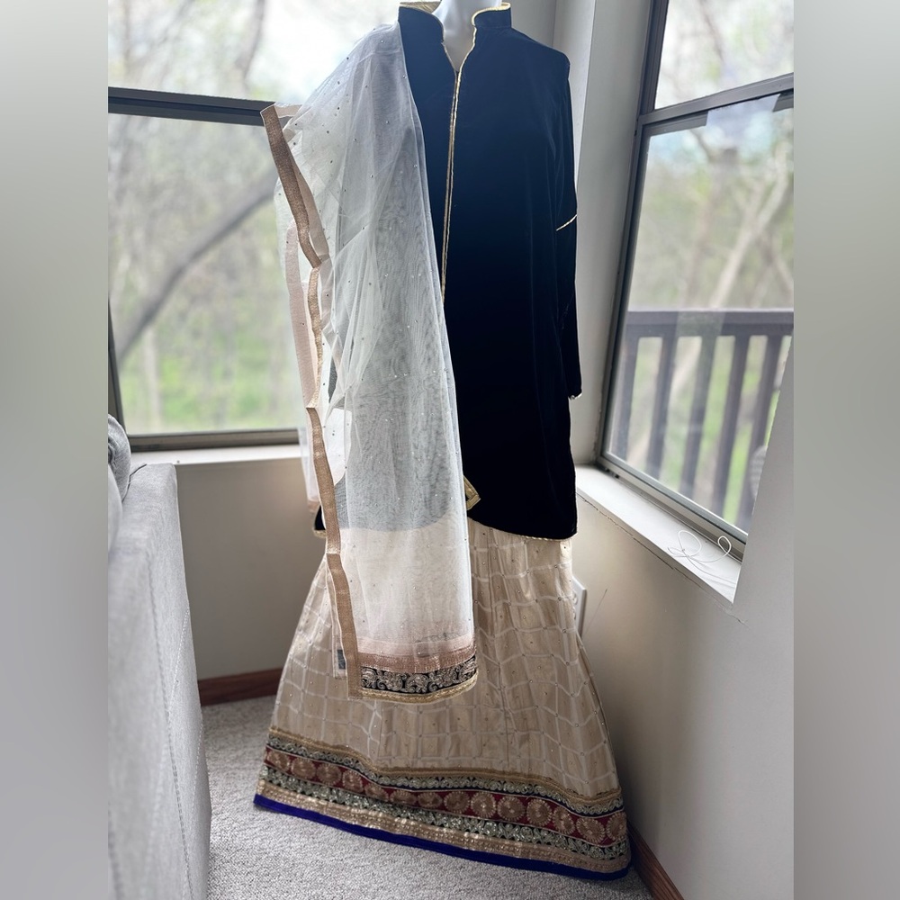 Black Velvet Tunic and Cream Party Lehenga Traditional Indian Dress. Size XL